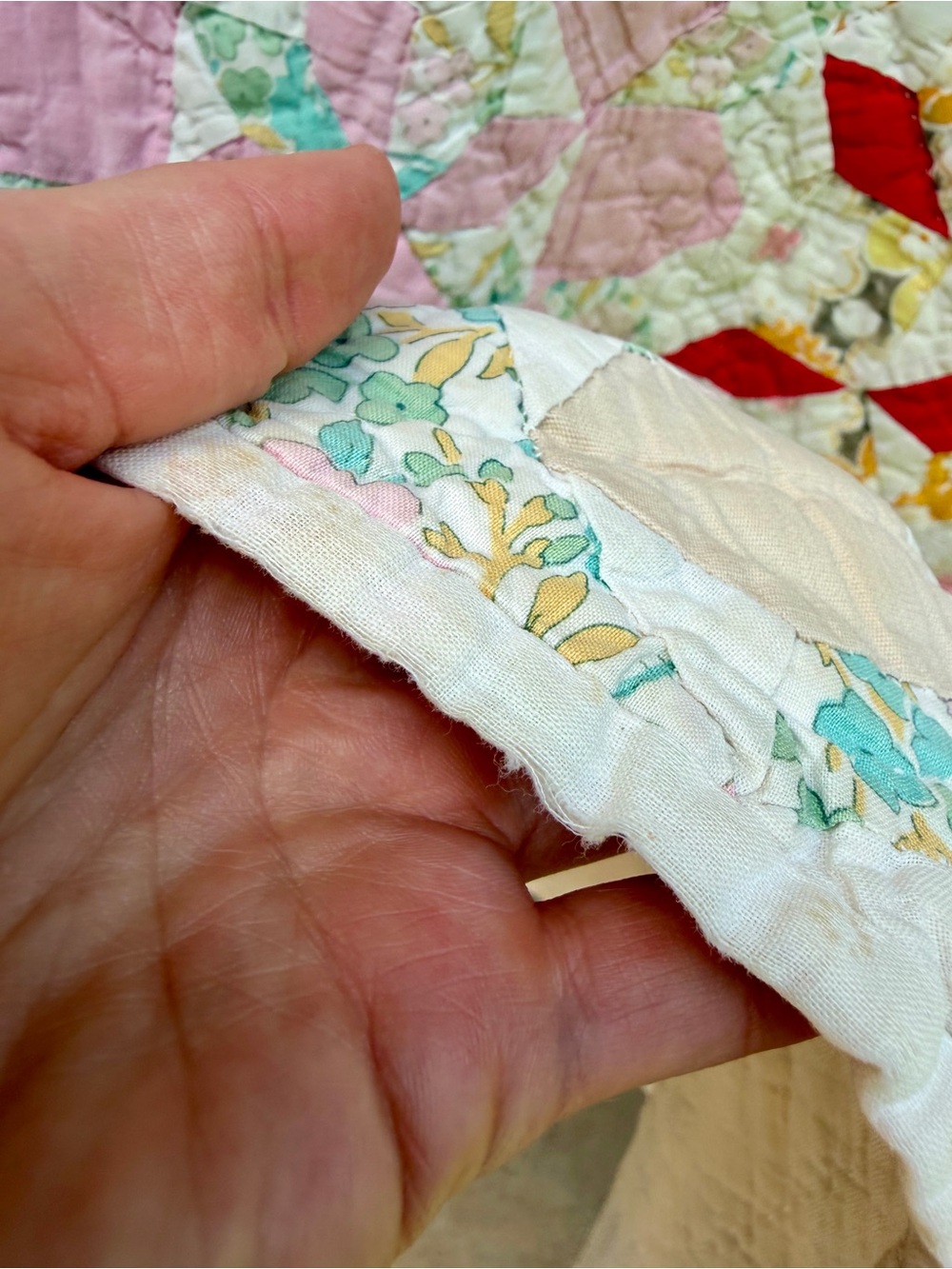 Vintage Feedsack Hand-Stitched La Conner Stars Quilt - 72x57 - Picture 9 of 17